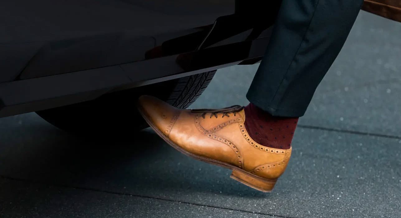 Suzuki Across érintésmentes, láblendítéssel nyitható csomagtartó