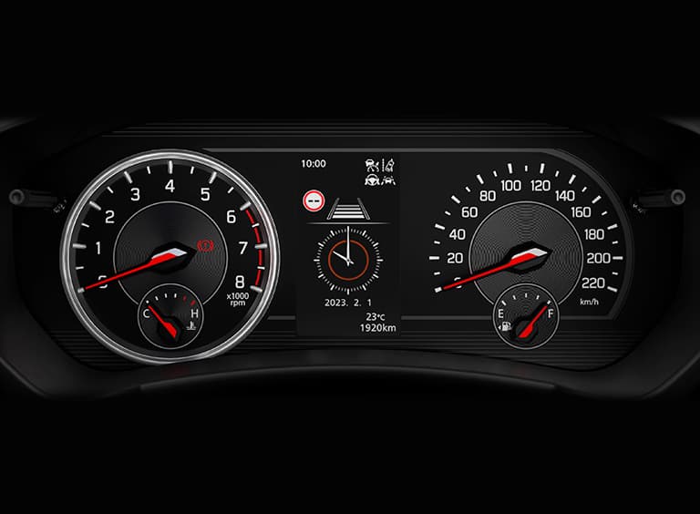 Suzuki Swift műszercsoport kormány mögötti nézetben