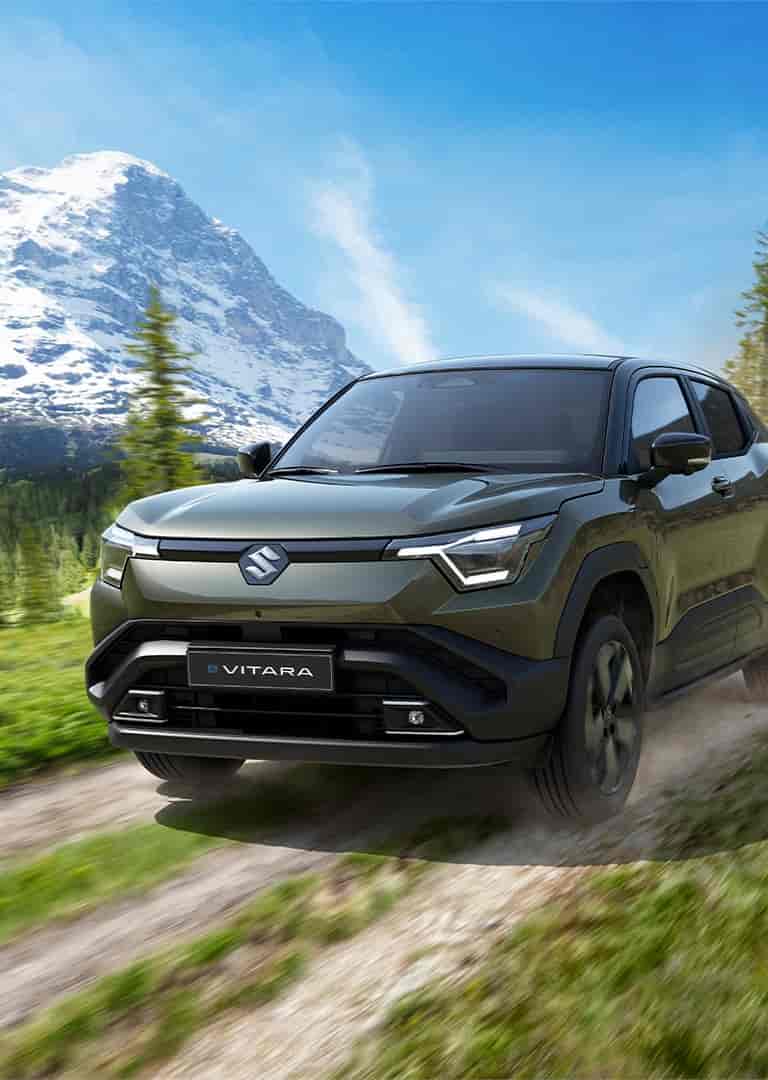 Suzuki eVITARA a hegyek között